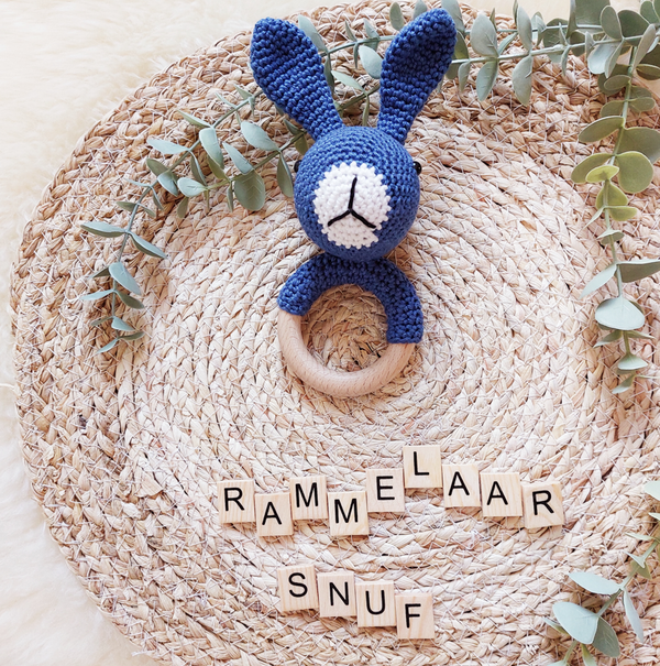 Rammelaar Snuf konijn - Blauw